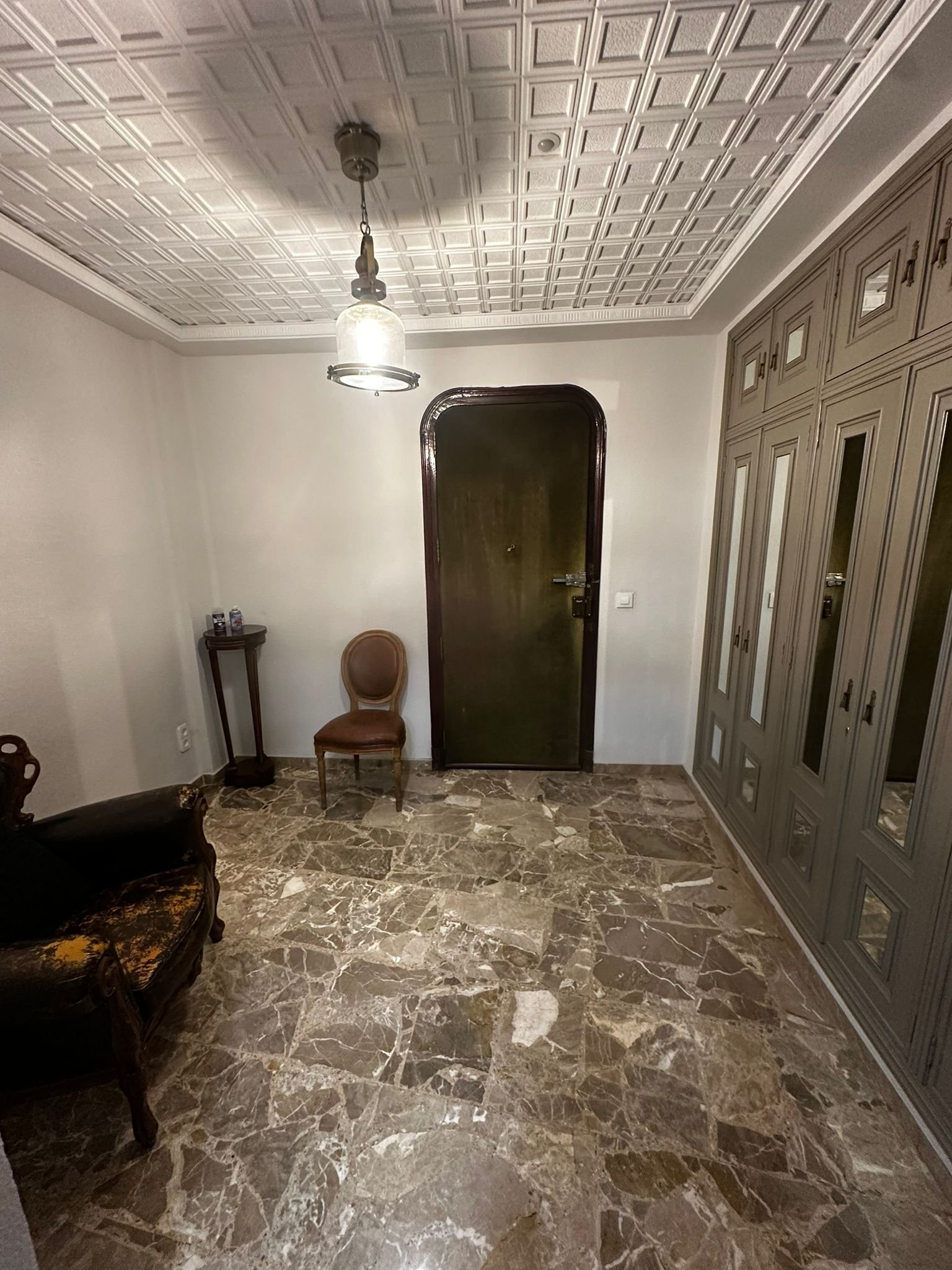 Living in the Heart of Valencia: Luxurious 190m² Residence